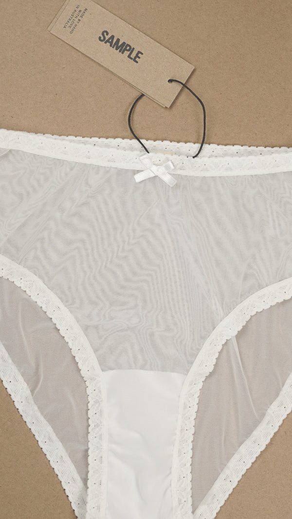 SAMPLE: Lace Trim French Brief XS
