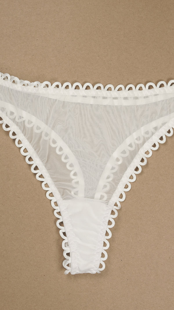 SAMPLE: Loop Thong XXS