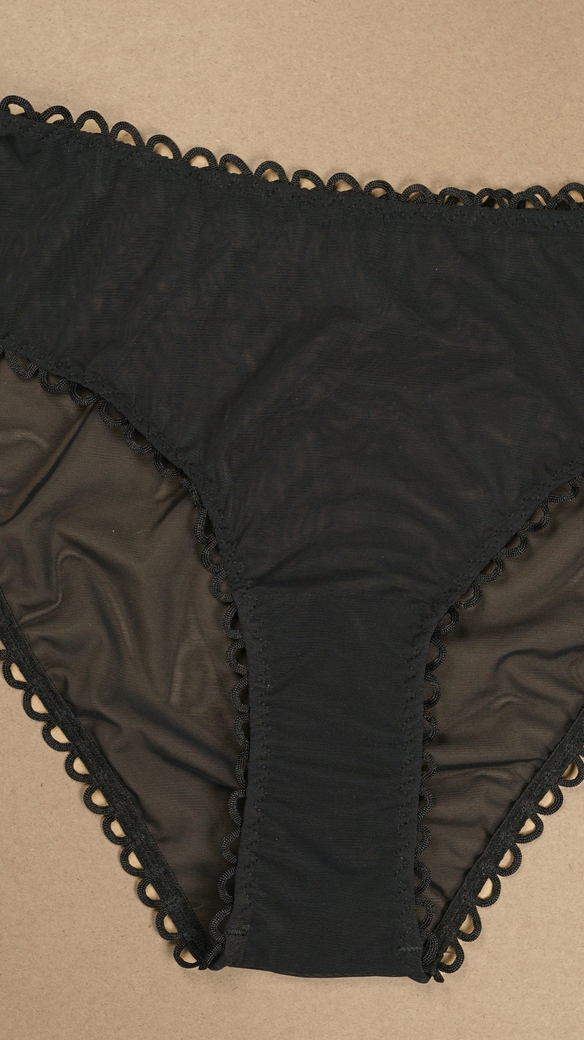 SAMPLE: Loop French Brief
