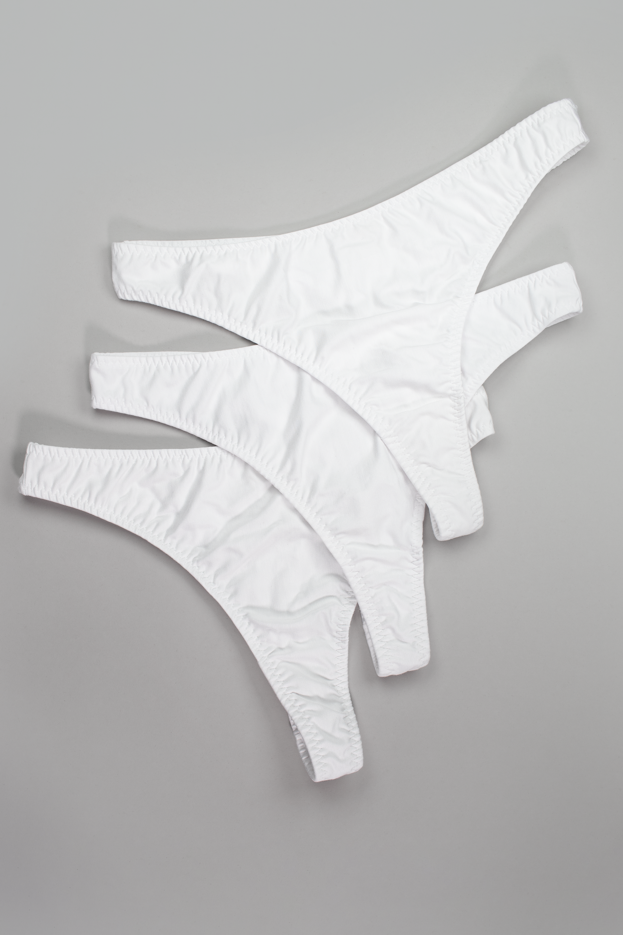 Set of 3 Bamboo Thongs in Cloud